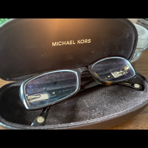 Michale Kors Glasses - Picture 3 of 6